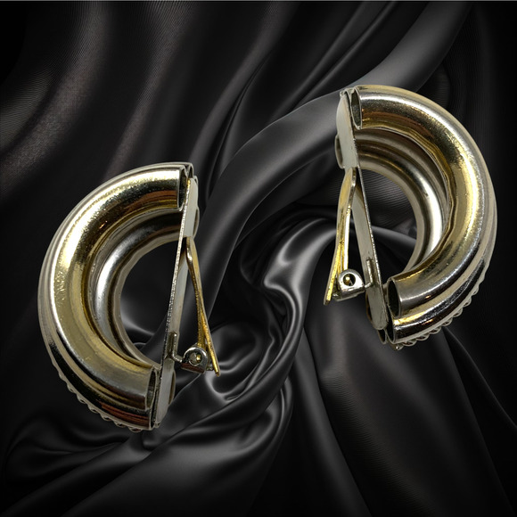 Vintage 1980's Oversized Gold & Silver Tone Tubular Earrings Clip On Demi Hoop - Picture 3 of 6